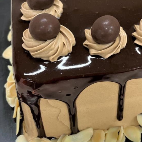 Mocha Cake 14 Kotak